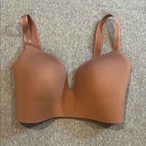 Knix WingWoman contour bra 30F, color is Sola.